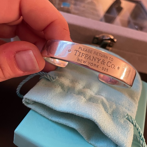 Tiffany & co cuff - Picture 2 of 7